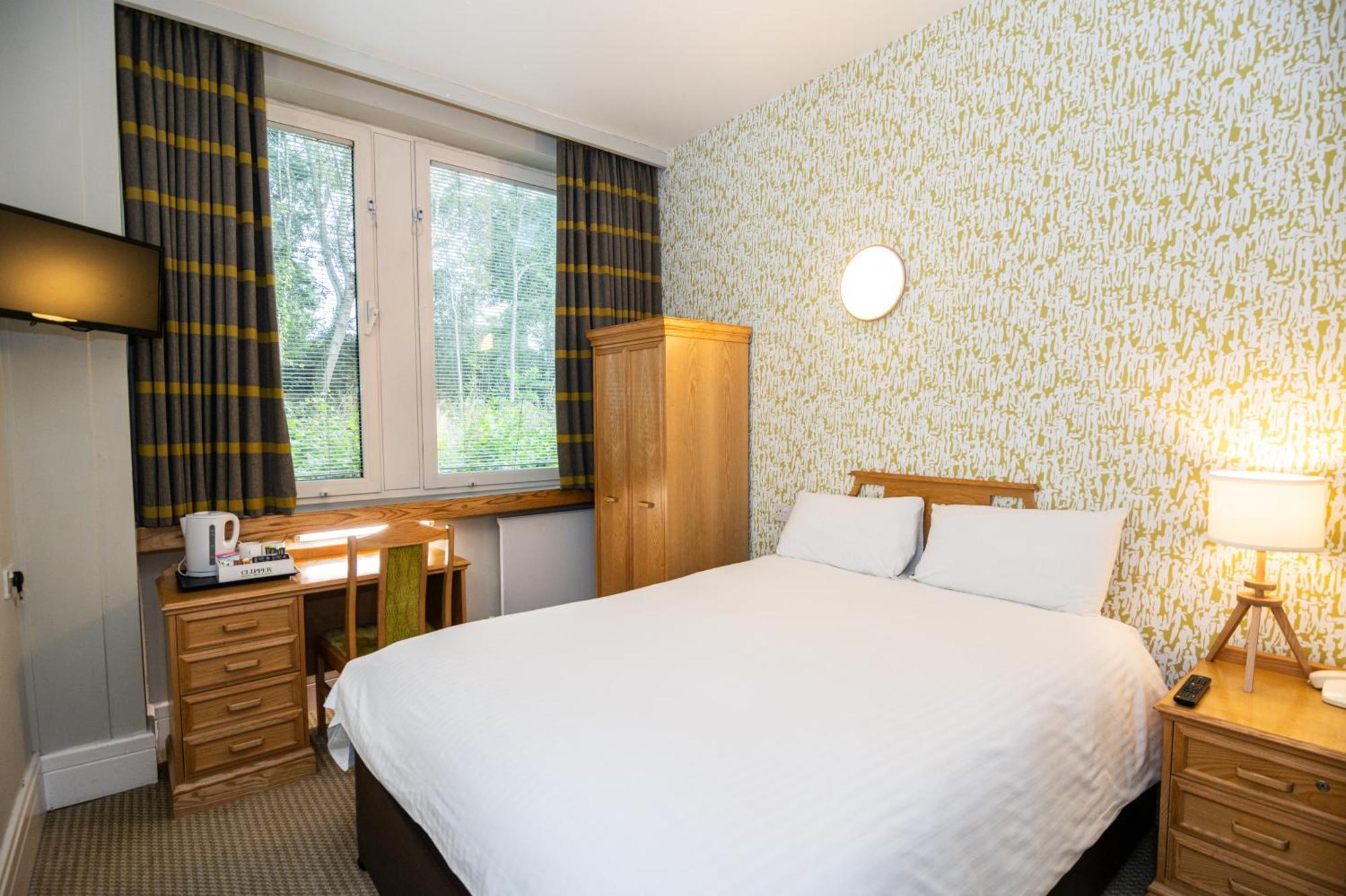 เคนต์ ฮิลล์ พาร์ค Hotel มิลตันคีนส์ ภายนอก รูปภาพ